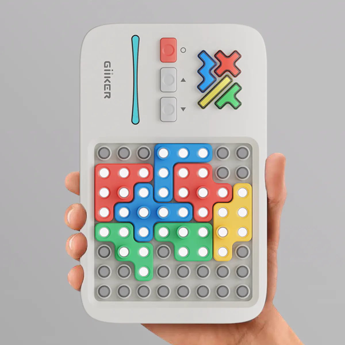 Super Blocks en la mano, para ver el tamaño